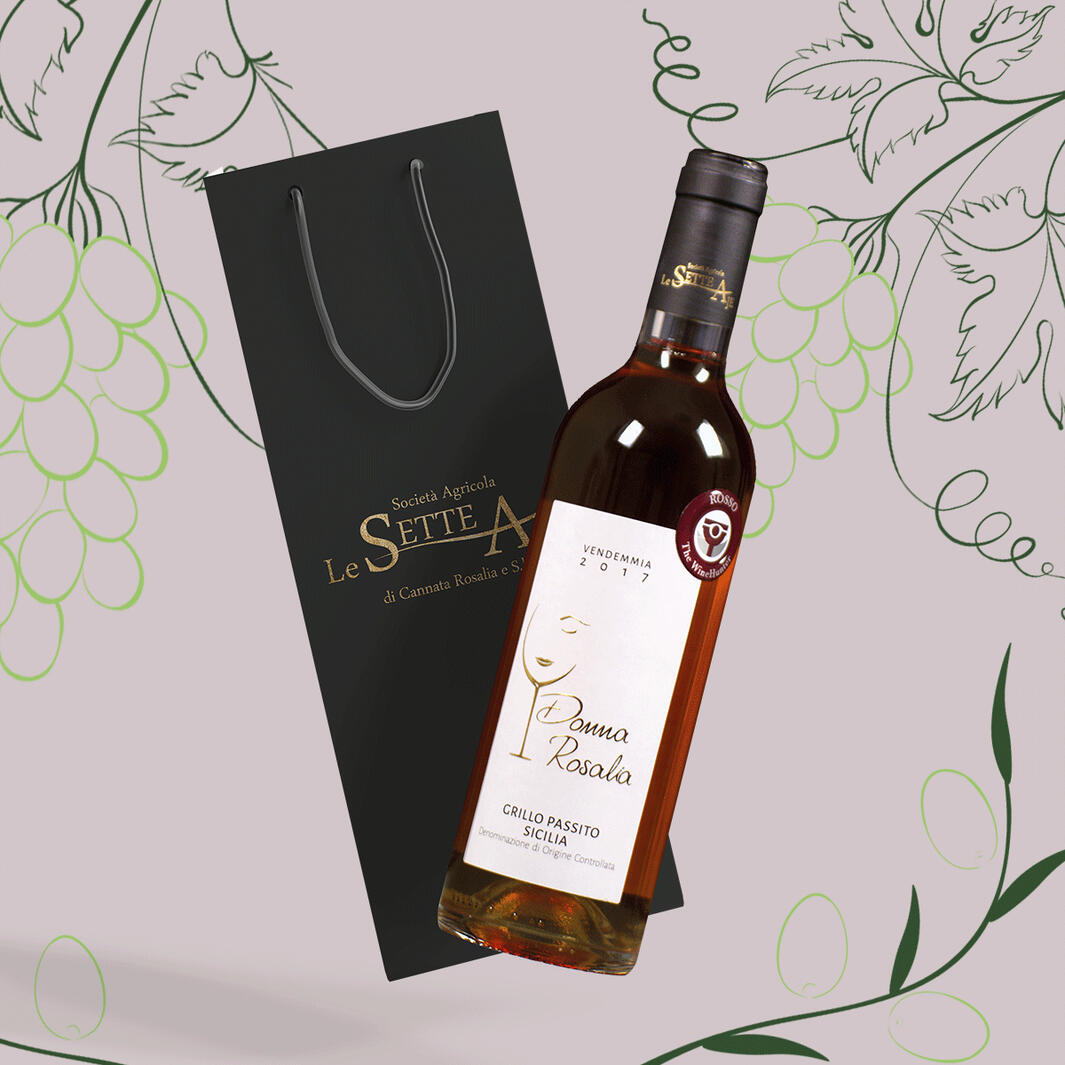 Etichetta Donna Rosalia Vino passito dedicato alla nonna Rosalia. Naming affettivo e lettering realizzato a mano e poi vettorializzato. Un’etichetta che racconta memoria, territorio e cura