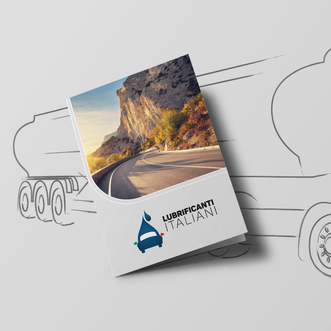 Brochure Lubrificanti Italiani Pieghevole informativo realizzato per presentare le categorie di prodotti dell’azienda. Layout ordinato, iconografia tecnica e immagini chiare per una comunicazione efficace.